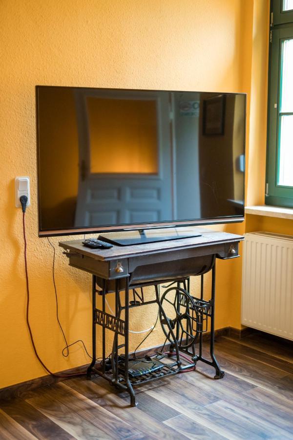 "Ferienwohnung Am Schloss" - Ferienwohnung Mit Blick Auf Das Barbyer Schloss, 5 Gehminuten Bis Zur Elbe Экстерьер фото